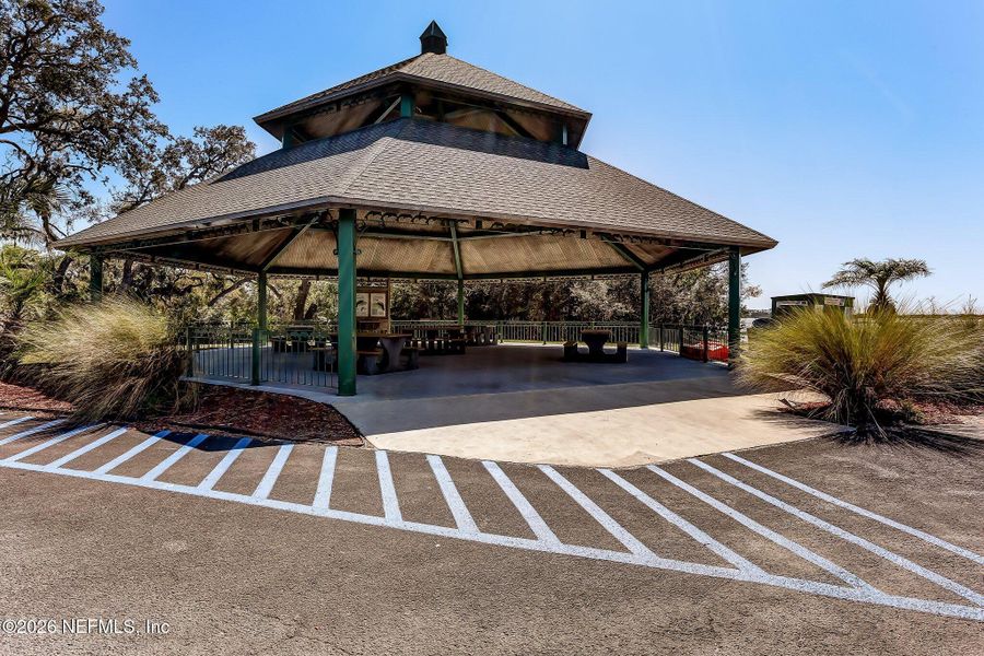 Community amenities in , Fernandina Beach (Image 39).
