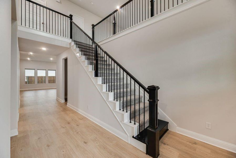 Spacious, unfurnished interior of a new home in Sutton Fields, Celina (Image 35).