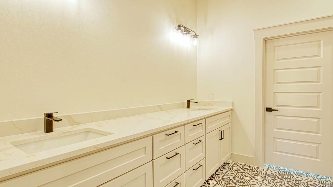 Furnished interior view inside a new home in , Spring Branch (Image 5).