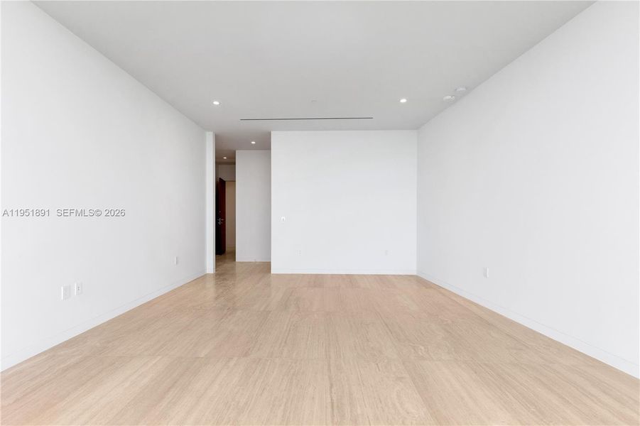 Spacious, unfurnished interior of a new home in , Miami (Image 24).