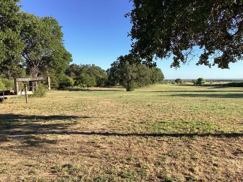 Natural landscape and outdoor views near in Seymour (Image 20). Natural landscape and outdoor views near in Seymour (Image 20).