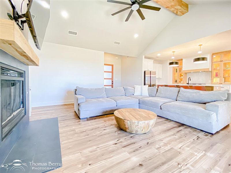 Furnished interior view inside a new home in , Abilene (Image 30).