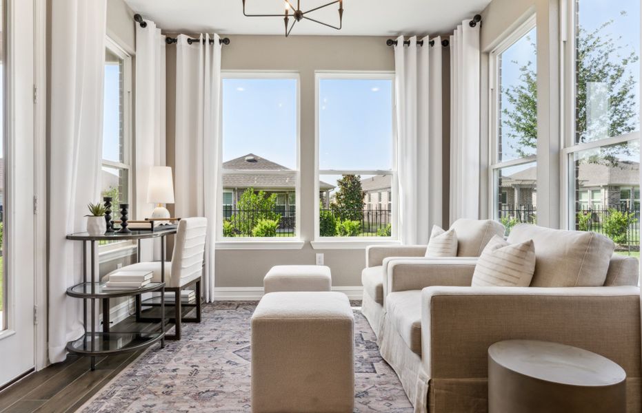 Sunroom with natural light