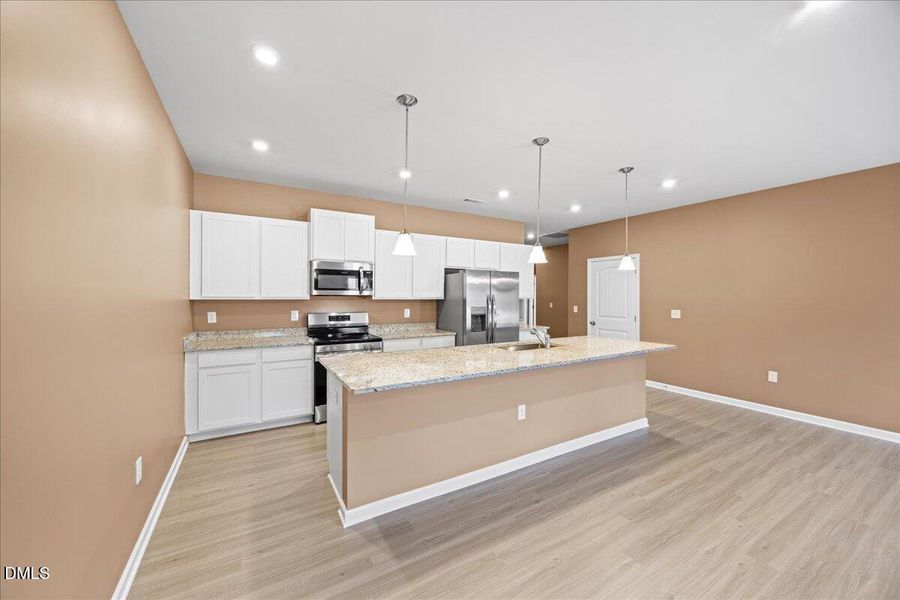 15-2A1A2670 15-2A1A2670