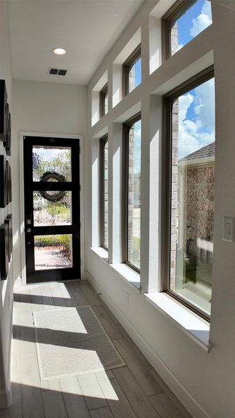 Spacious, unfurnished interior of a new home in The Grand Prairie, Hockley (Image 20).