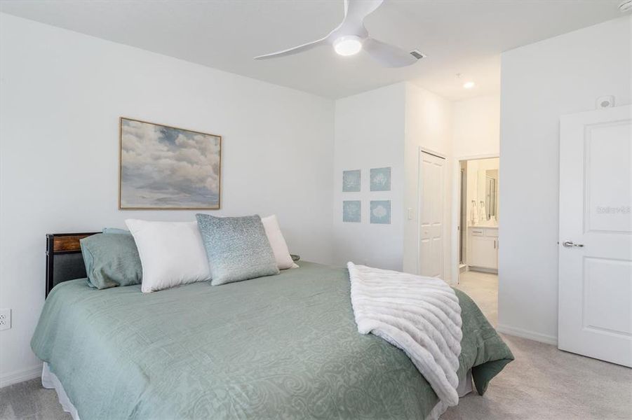 Furnished interior view inside a new home in , Venice (Image 9).