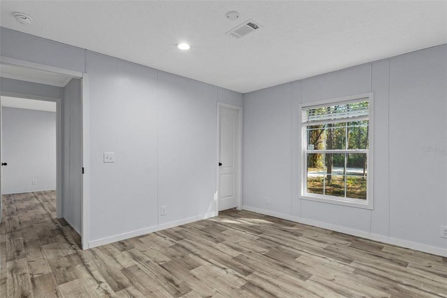 Spacious, unfurnished interior of a new home in , Homosassa (Image 28). Spacious, unfurnished interior of a new home in , Homosassa (Image 28).