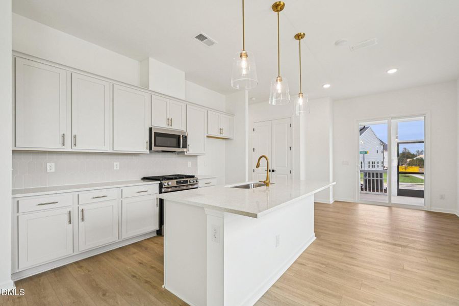 9-web-or-mls-Quarry Rd-S1410-009