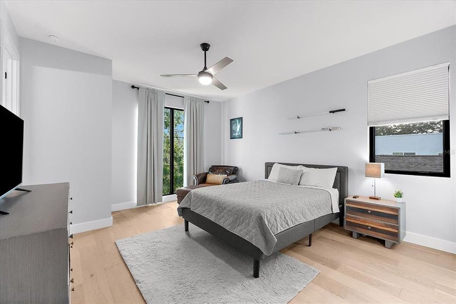 Furnished interior view inside a new home in , Tampa (Image 81).