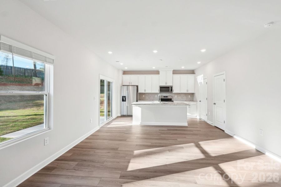 Photo is not of the actual home, but is an inspirational photo of builder’s model home and may depict options, furnishings, and/or decorator features that are not included Photo is not of the actual home, but is an inspirational photo of builder’s model home and may depict options, furnishings, and/or decorator features that are not included