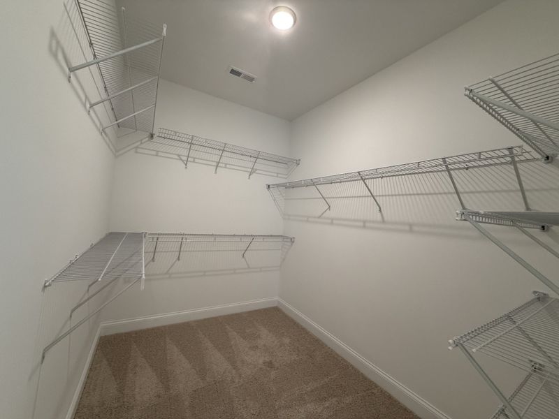 Spacious, unfurnished interior of a new home in Nexus – Park Collection, Gallatin (Image 11).