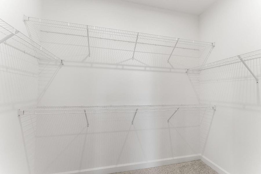 US_SEF_GATEWAY_LOT 302_owners closet