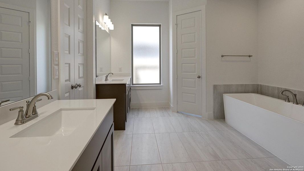 Furnished interior view inside a new home in Haby Hill 60', San Antonio (Image 16).