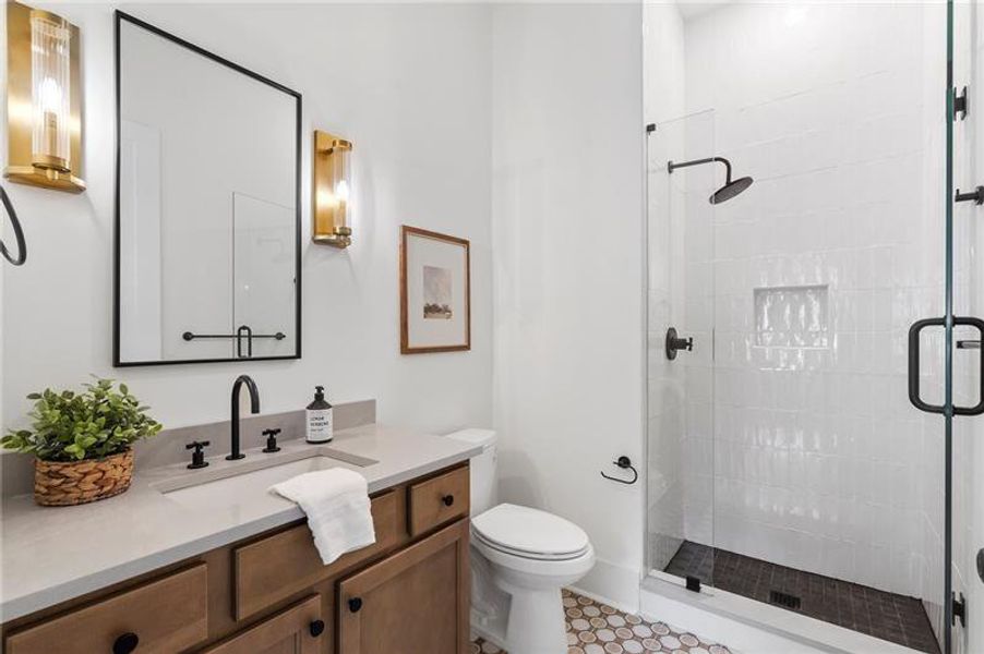 Furnished interior view inside a new home in , Atlanta (Image 25).