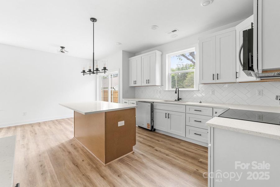 Furnished interior view inside a new home in , Shelby (Image 11).