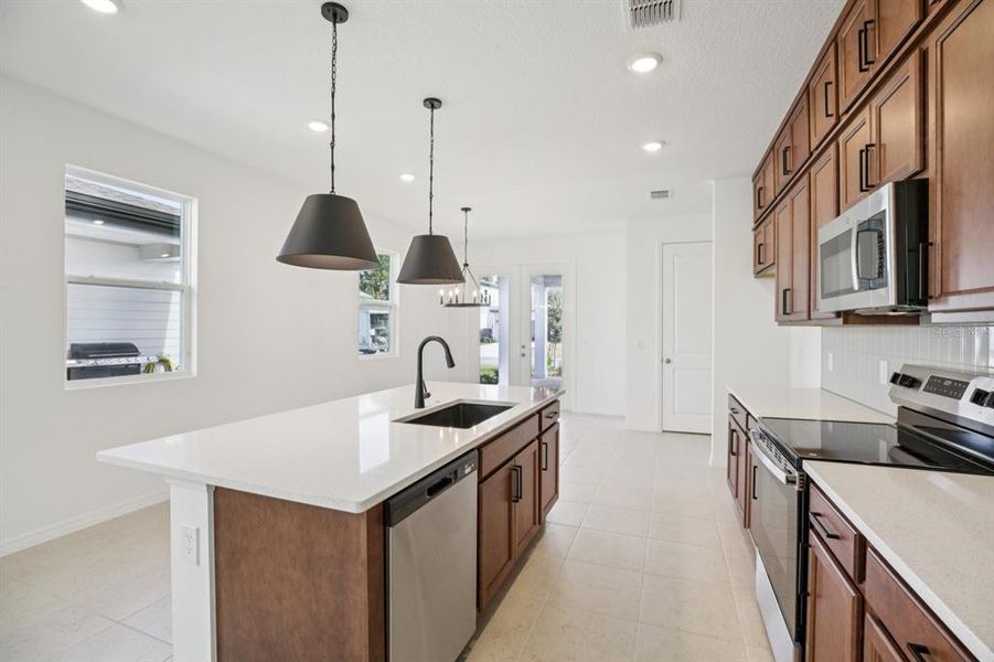 Furnished interior view inside a new home in , Winter Garden (Image 9).
