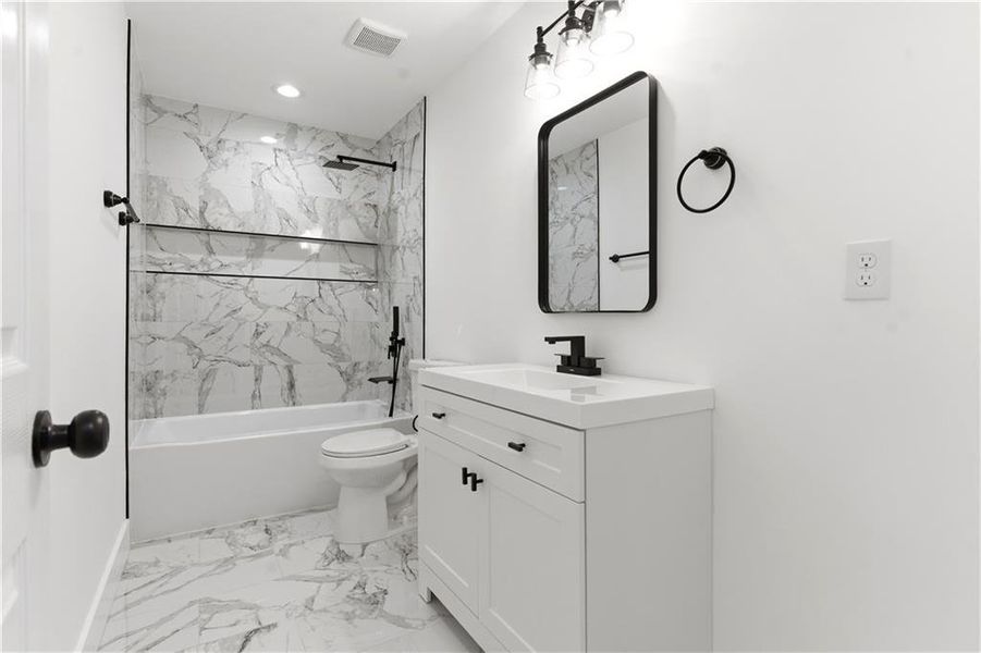 Furnished interior view inside a new home in , Cartersville (Image 9).