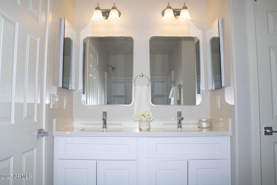 15438 s Overfield 15438 s Overfield