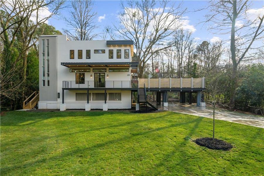 Exterior details and patio area of a home in , Atlanta (Image 36).