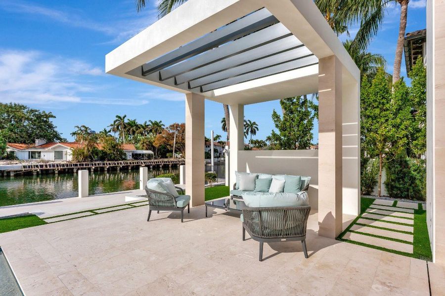 Additional Shade & Seating Area