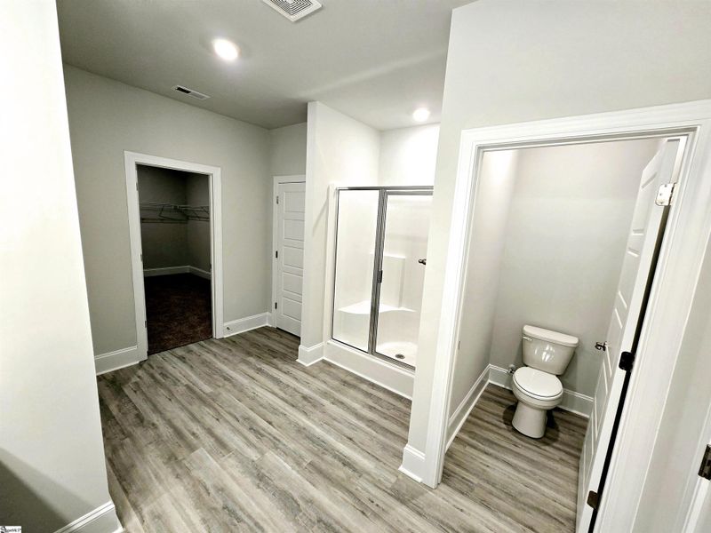 Image 9 of a home in Hidden Lake Estates.