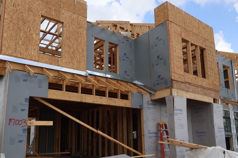 Let us show you how our advanced framing techniques have stood the test of time and allow more insulation for a quieter and more energy-efficient home. Let us show you how our advanced framing techniques have stood the test of time and allow more insulation for a quieter and more energy-efficient home.