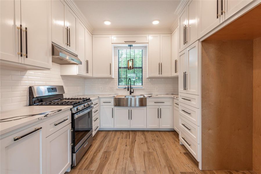 Furnished interior view inside a new home in , Houston (Image 12). Furnished interior view inside a new home in , Houston (Image 12).