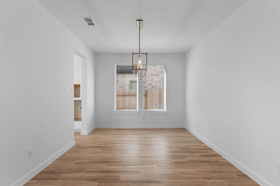 Spacious, unfurnished interior of a new home in Fulbrook on Fulshear Creek 60', Fulshear (Image 15). Spacious, unfurnished interior of a new home in Fulbrook on Fulshear Creek 60', Fulshear (Image 15).