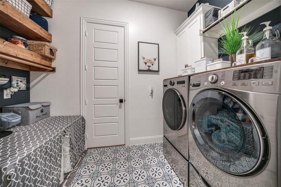 Furnished interior view inside a new home in Rockwood, Mansfield (Image 11). Furnished interior view inside a new home in Rockwood, Mansfield (Image 11).