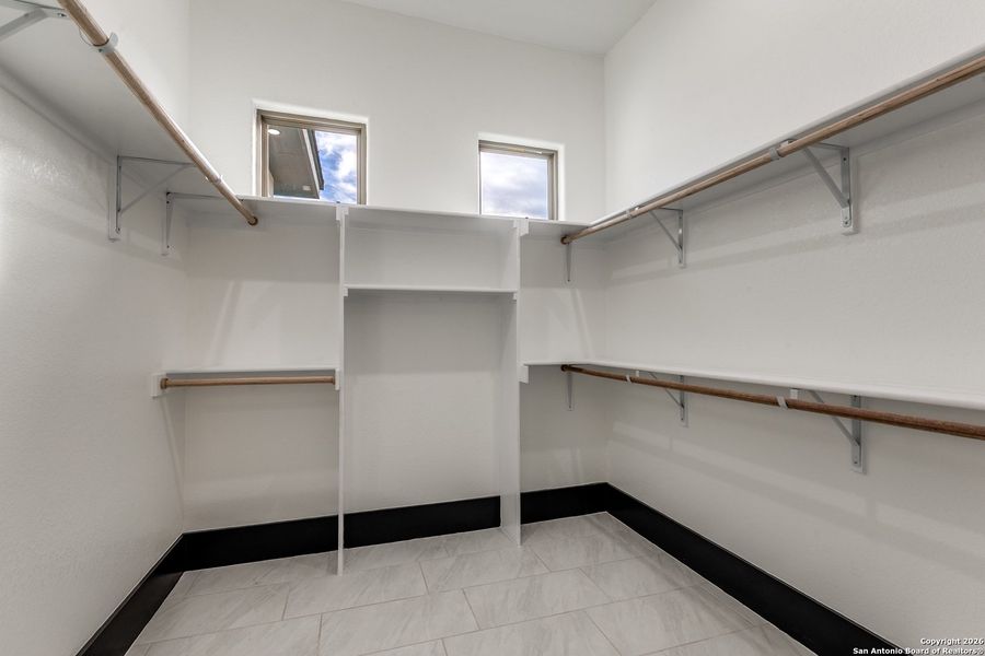 Spacious, unfurnished interior of a new home in , Castroville (Image 21).