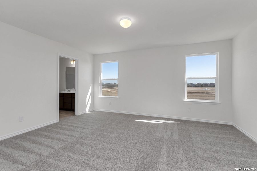 Spacious, unfurnished interior of a new home in The Granary - Heritage Collection, San Antonio (Image 16).