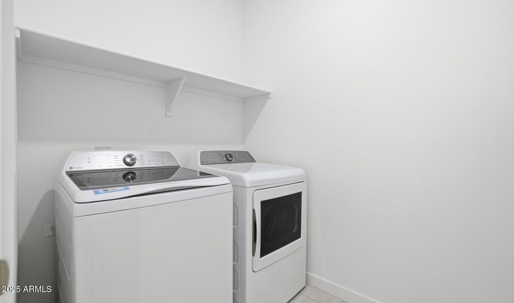 MR Lot #9 Laundry Room (2) (Large)