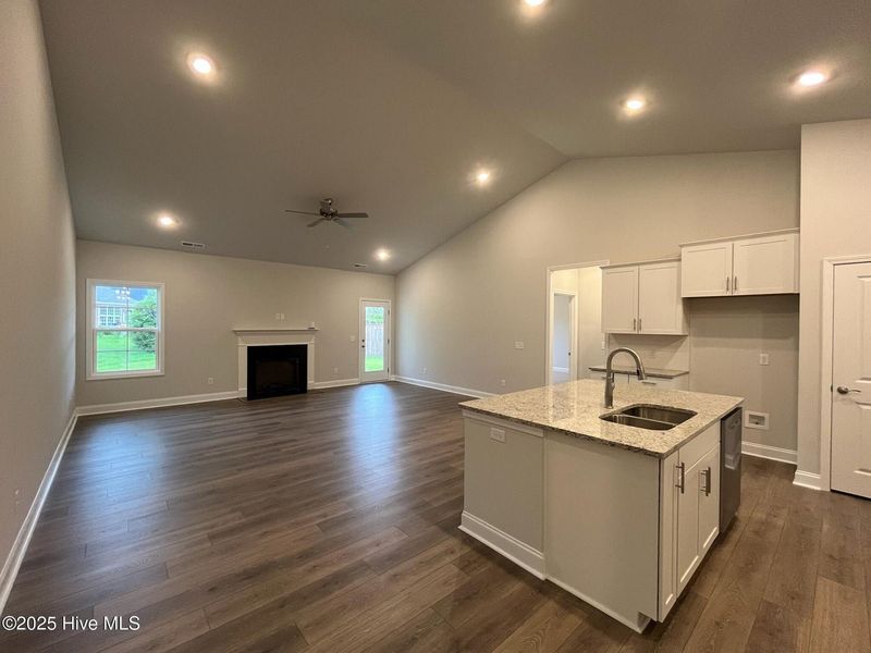 Furnished interior view inside a new home in Palmetto Creek, Bolivia (Image 8).