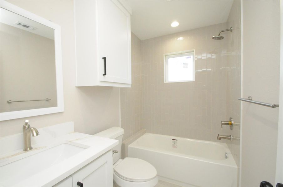 Furnished interior view inside a new home in , Houston (Image 9).