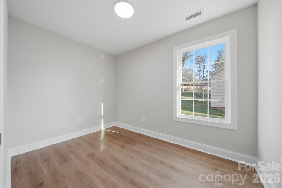 Spacious, unfurnished interior of a new home in , Hickory (Image 22).