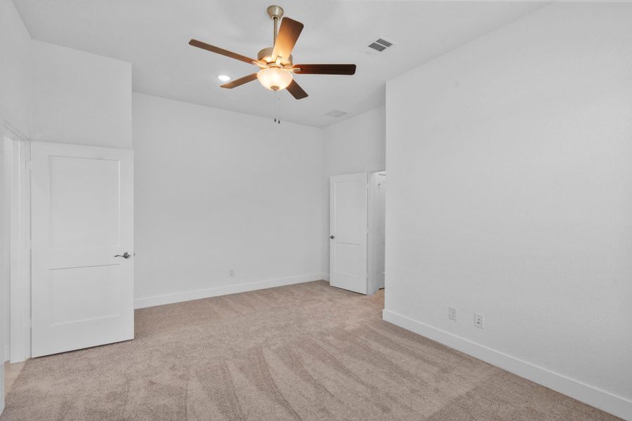 Spacious, unfurnished interior of a new home in Bridgeland, Cypress (Image 23).