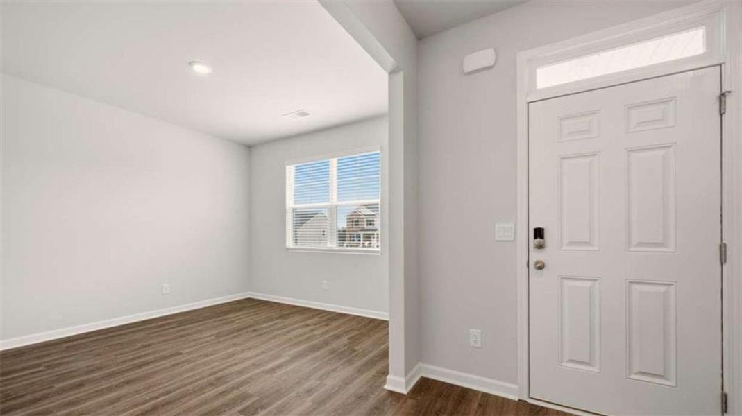 Spacious, unfurnished interior of a new home in Bridle Creek, Locust Grove (Image 29).