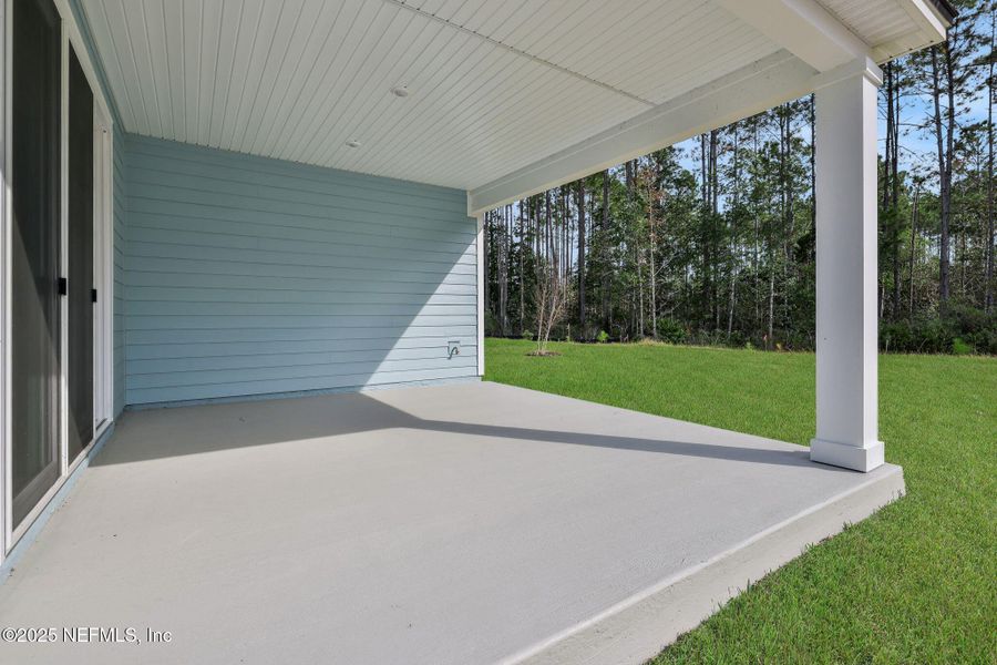 Exterior details and patio area of a home in Brook Forest, St. Augustine (Image 3).