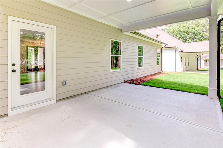 Exterior details and patio area of a home in , Villa Rica (Image 28).