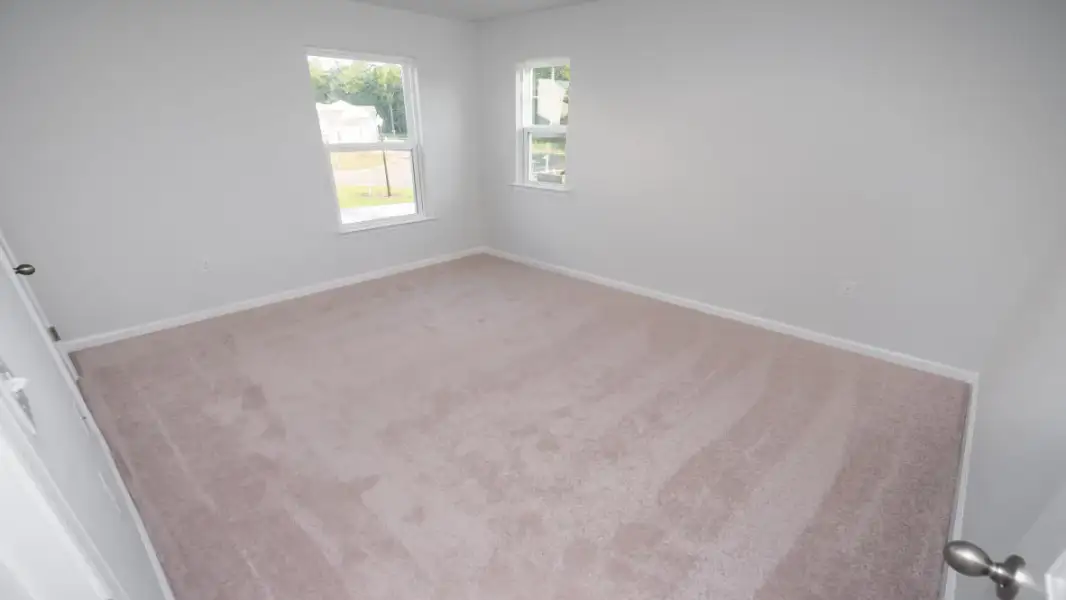 Representative unfurnished interior of a home built from the Elle by D.R. Horton in Brookside, Richlands (Image 36).