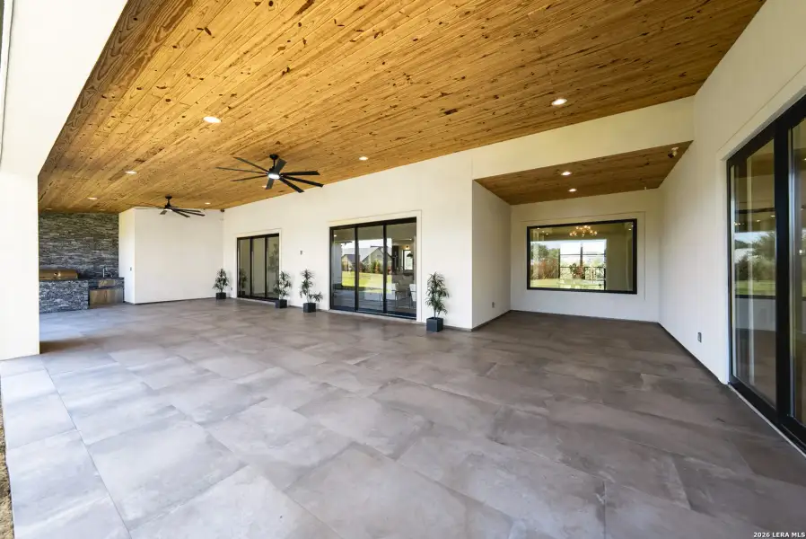Exterior details and patio area of a home in , San Antonio (Image 47).