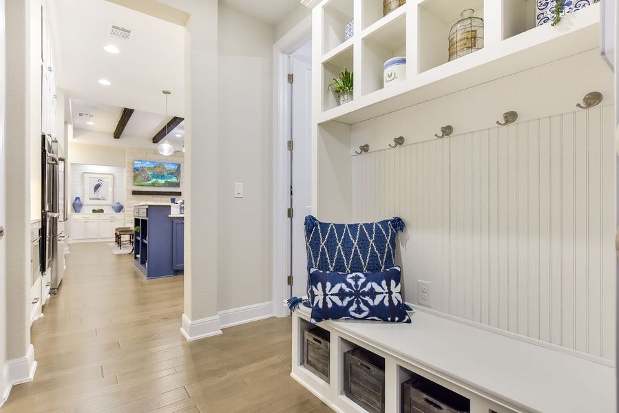 Representative furnished interior of a home built from the Catalina by Giddens Homes in Clearwater Ranch, Liberty Hill (Image 97).