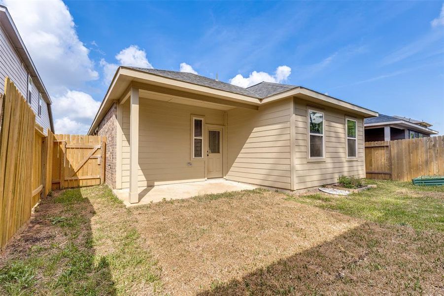 Conveniently located within 30 minutes of Cinco Ranch Town Square, The Woodlands Mall, Cypress Towne Lake, Katy Mills, and Katy Asian Town. Approximately one hour from Texas A&M University in College Station. Enjoy easy access to Texas State Highway 99 (Grand Parkway), a major outer loop connecting the Greater Houston area. Conveniently located within 30 minutes of Cinco Ranch Town Square, The Woodlands Mall, Cypress Towne Lake, Katy Mills, and Katy Asian Town. Approximately one hour from Texas A&M University in College Station. Enjoy easy access to Texas State Highway 99 (Grand Parkway), a major outer loop connecting the Greater Houston area.