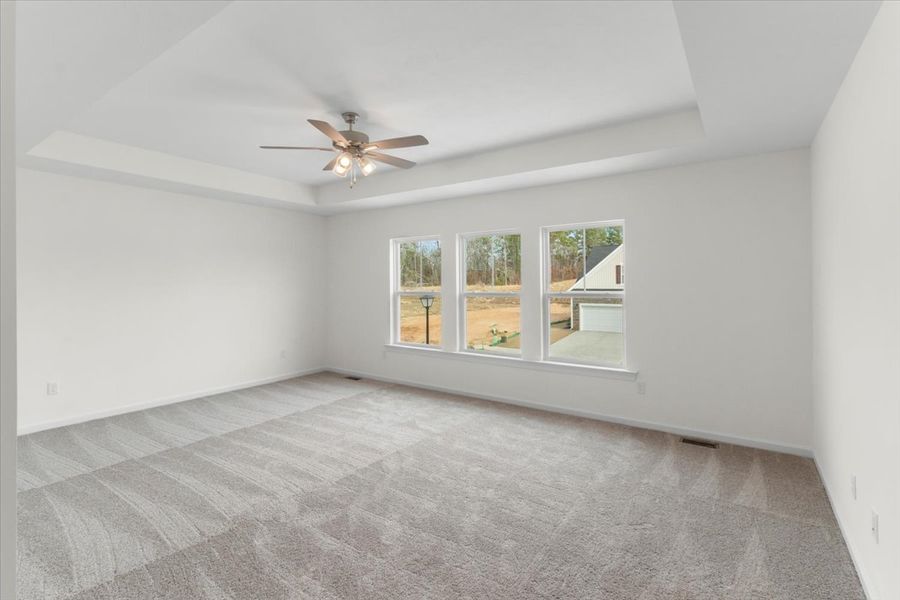 Spacious, unfurnished interior of a new home in Windsor, North Augusta (Image 22).