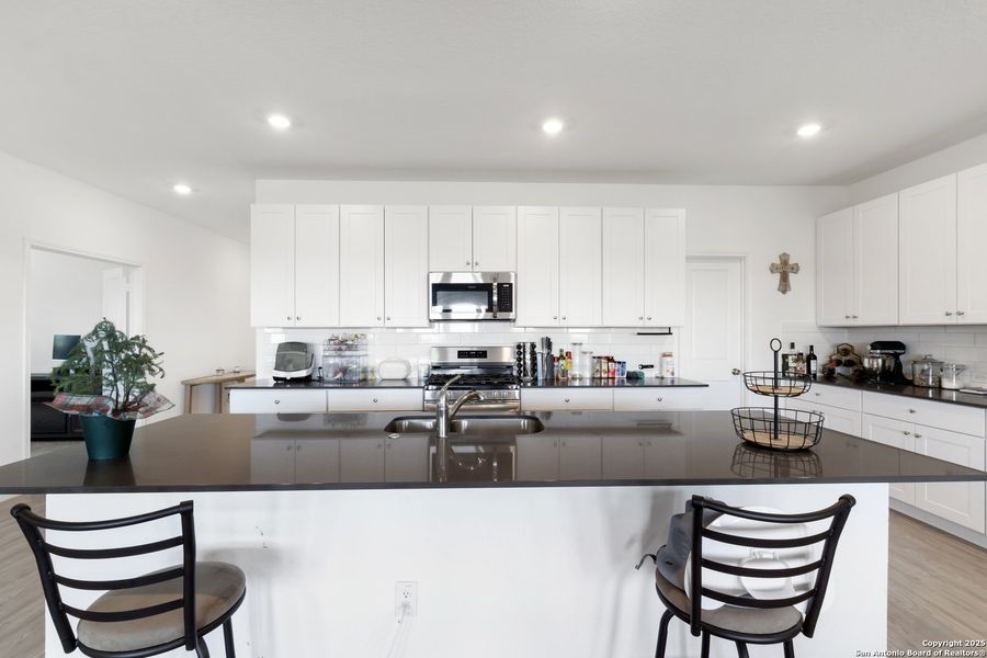 Furnished interior view inside a new home in , Bulverde (Image 12). Furnished interior view inside a new home in , Bulverde (Image 12).