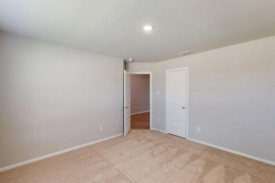Spacious, unfurnished interior of a new home in Sagebrook, Argyle (Image 18). Spacious, unfurnished interior of a new home in Sagebrook, Argyle (Image 18).