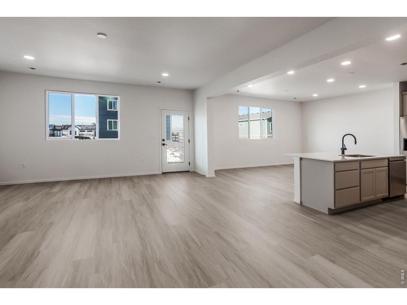 Spacious, unfurnished interior of a new home in , Johnstown (Image 20).