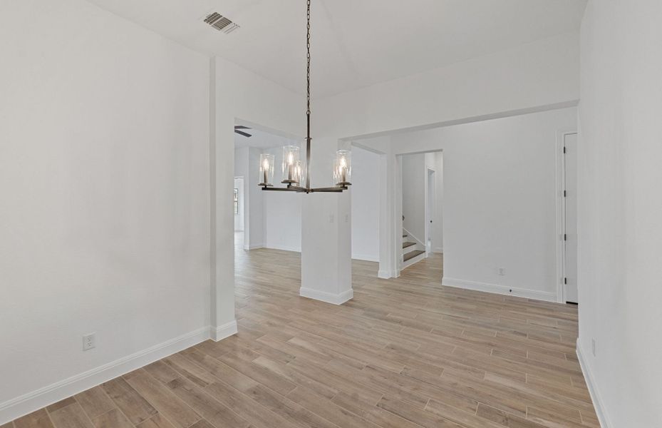 Spacious, unfurnished interior of a new home in Bluffview Reserve, Leander (Image 52).