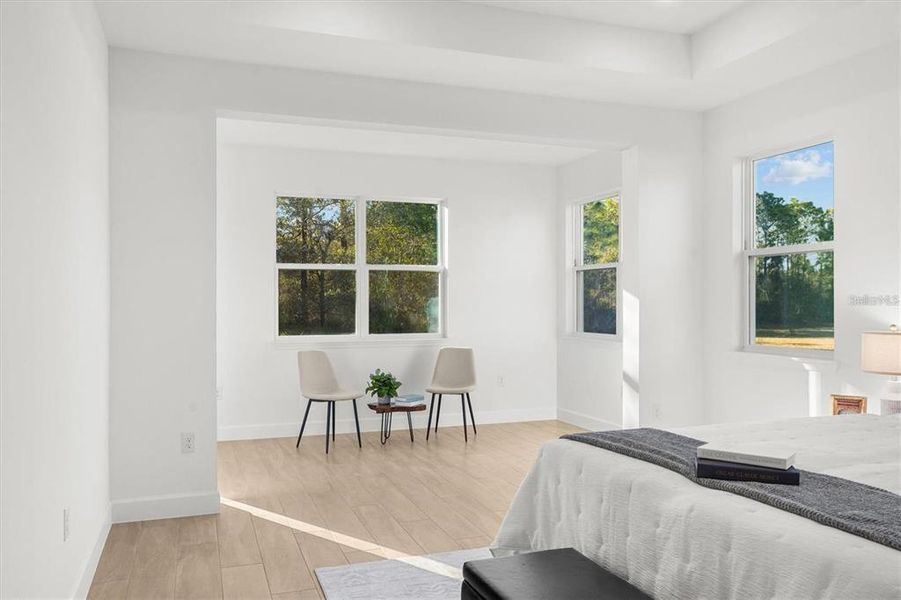 Furnished interior view inside a new home in , Orlando (Image 9).
