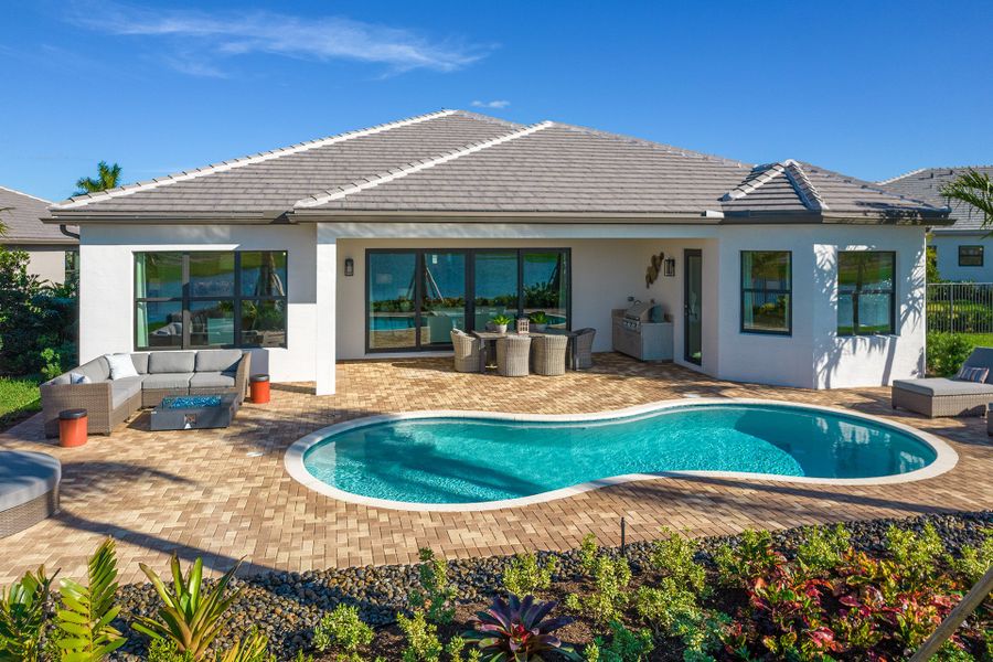 Representative exterior details of a home built from the Bellagio by GL Homes in Valencia Parc at Riverland, Port St. Lucie (Image 25).